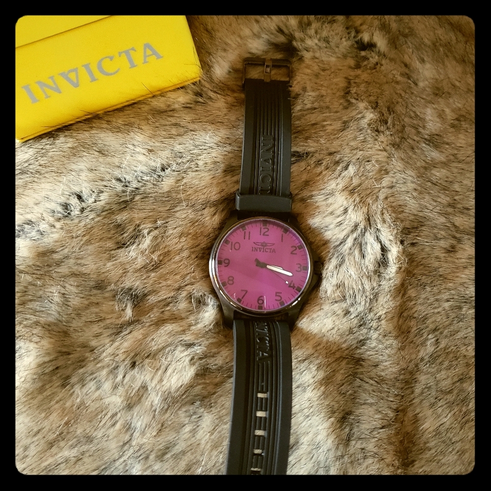 🌺 Invicta Women's Watch 🌺